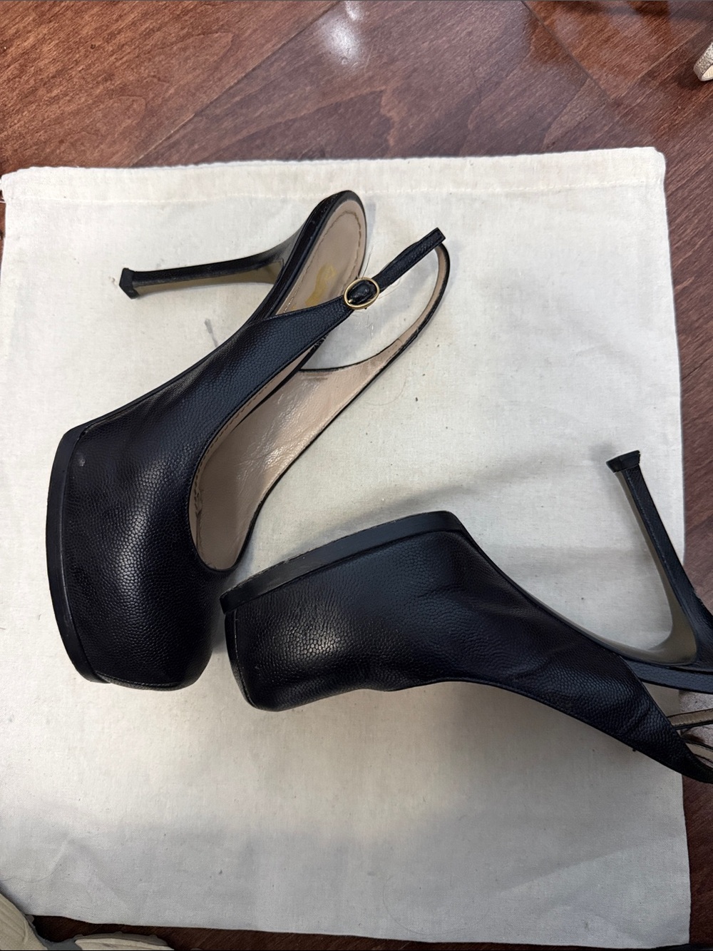 Shoes - Picture 2 of 5
